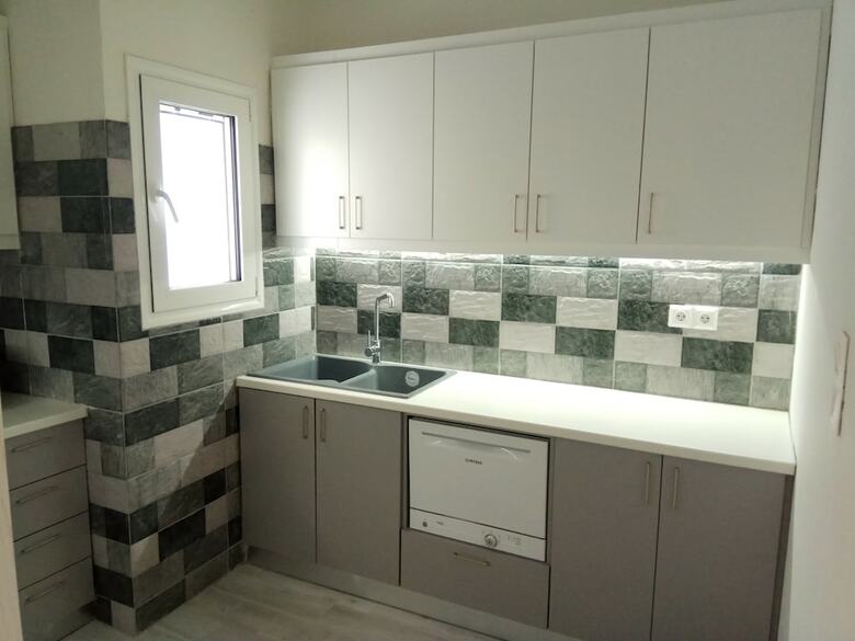 Hotel Grandma Vasiliki Rooms To Let