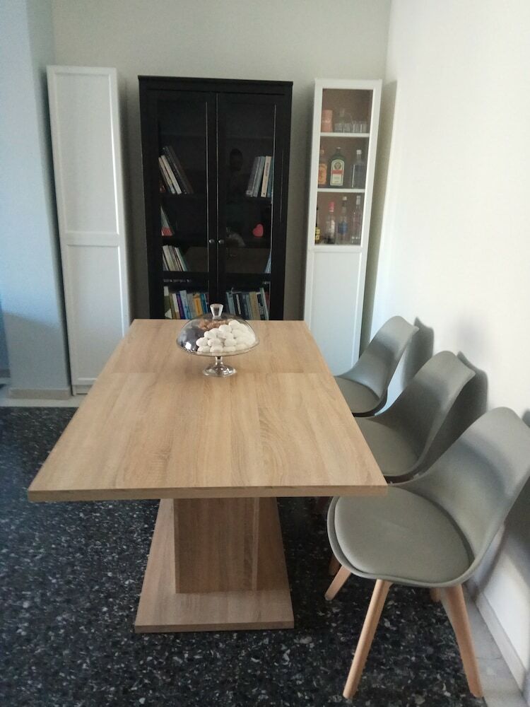 Hotel Grandma Vasiliki Rooms To Let