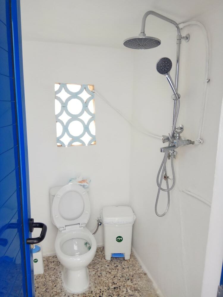Hotel Grandma Vasiliki Rooms To Let