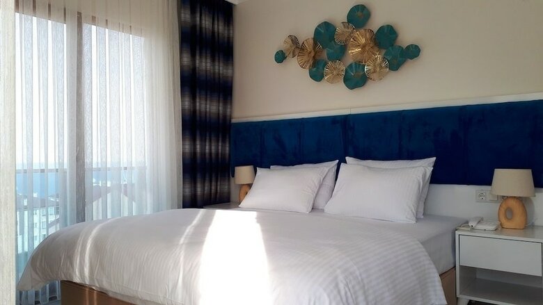 Hotel Mavili Suites