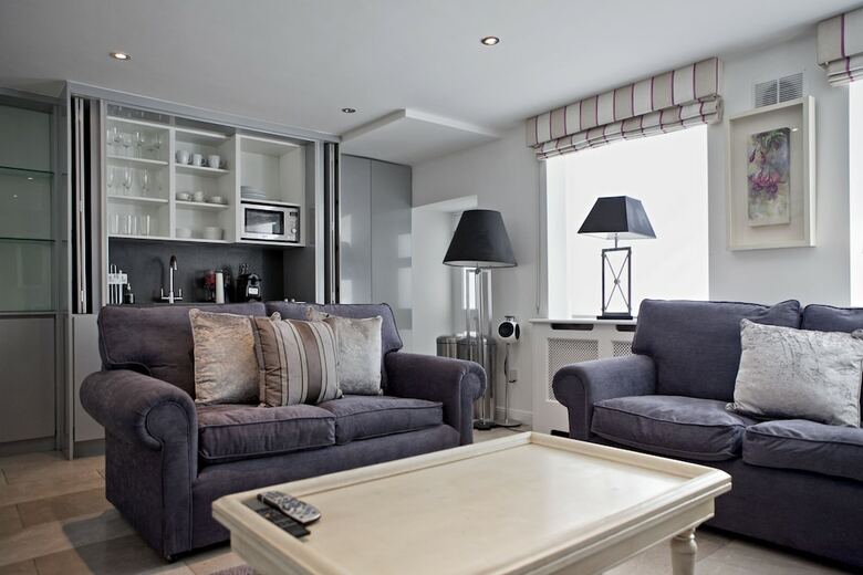Apartamentos The Colin Farrell Suite - Hiphipstay