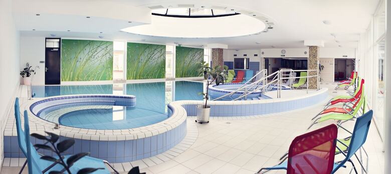 Hotel Napf�ny