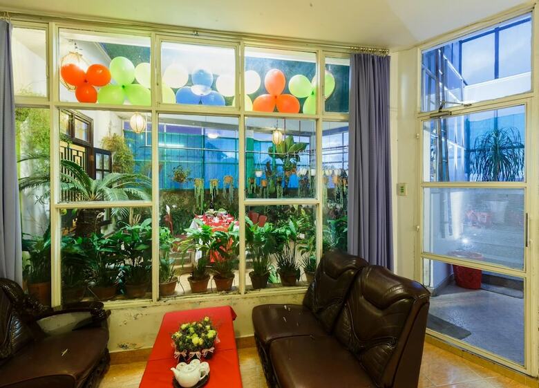 Tram Huong Hotel