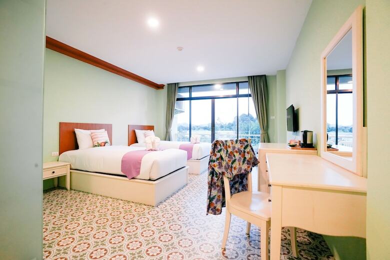 The Pineapple Hotel