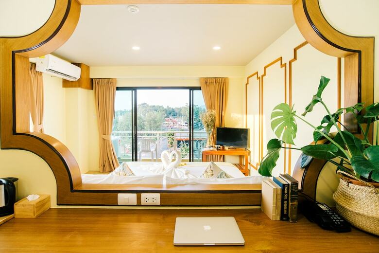 The Pineapple Hotel