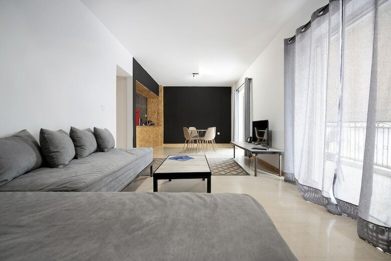 Hotel Piraeus Premium Suites