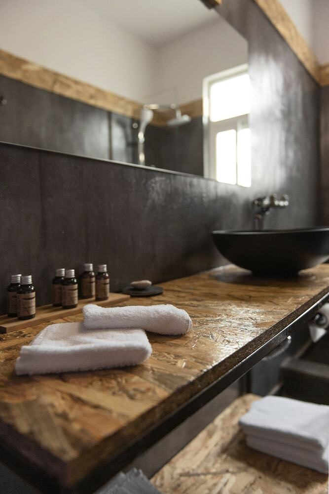 Hotel Piraeus Premium Suites