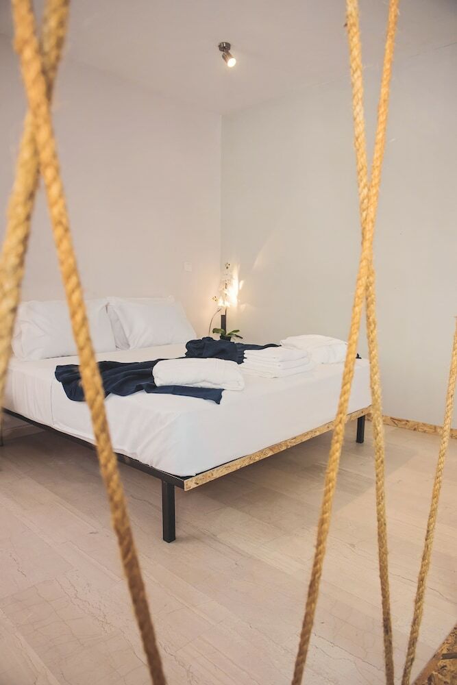 Hotel Piraeus Premium Suites