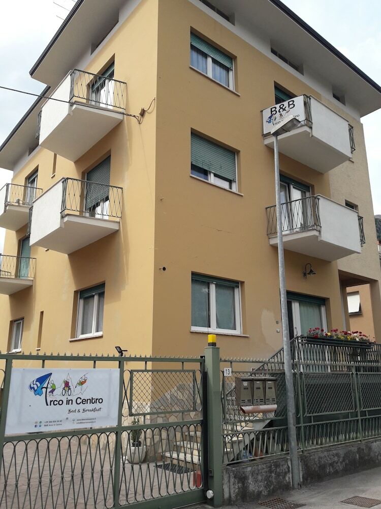 B&B Arco In Centro