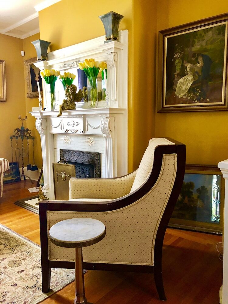 1000 Islands Bed And Breakfast ? The Bulloch House
