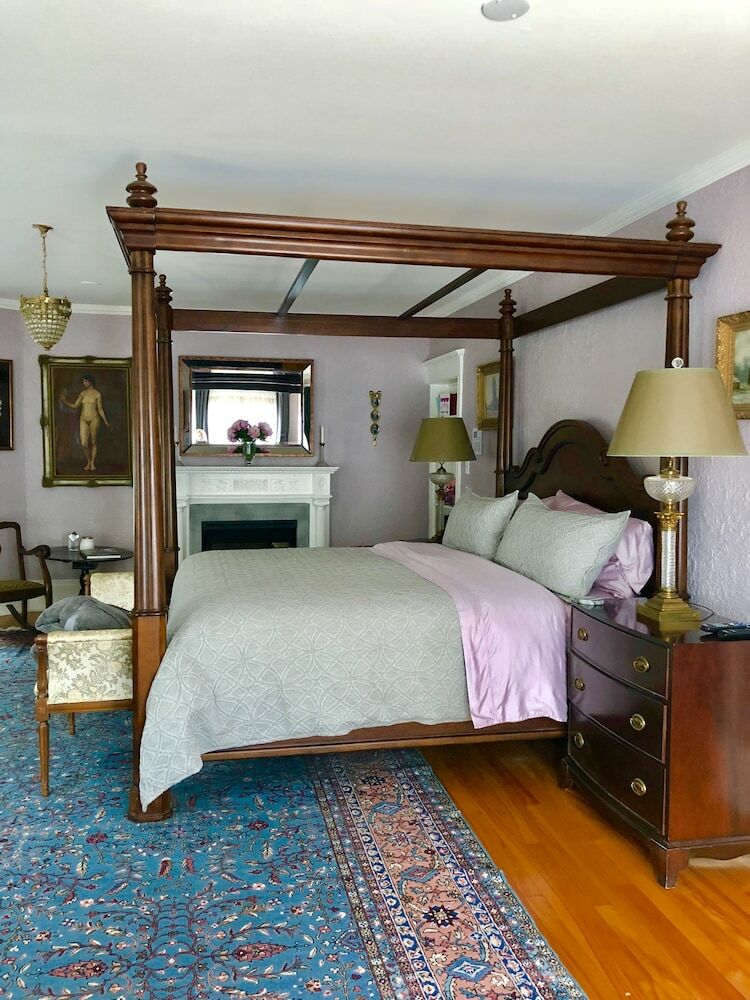 1000 Islands Bed And Breakfast ? The Bulloch House