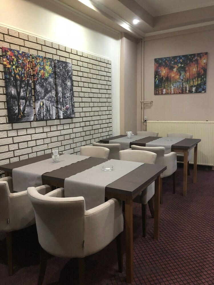 Hotel Djerdan