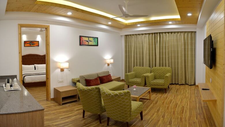 Hotel The Orchard Greens Resort And Spa