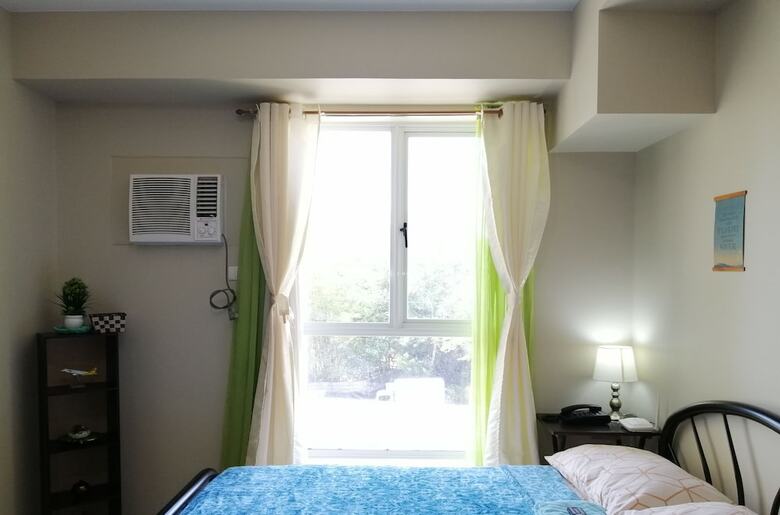 Cozy Condo Studio Near Airport With Wifi