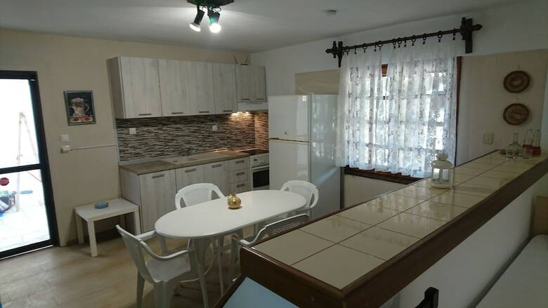 Apartamentos Elia House A Quiet Seaside Place