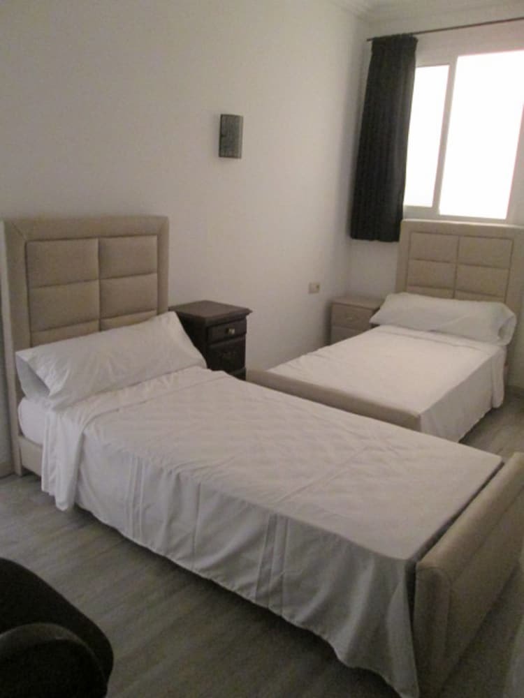 Hotel Malak Tingis