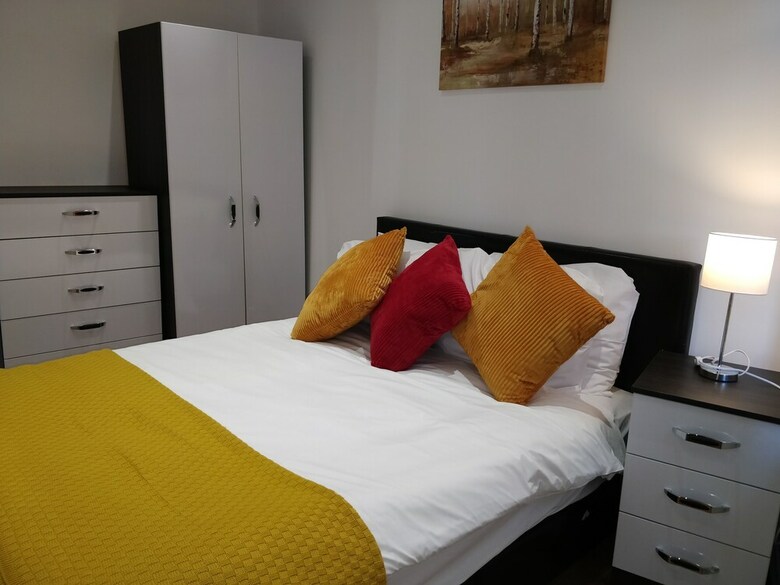 Clifton Apartment