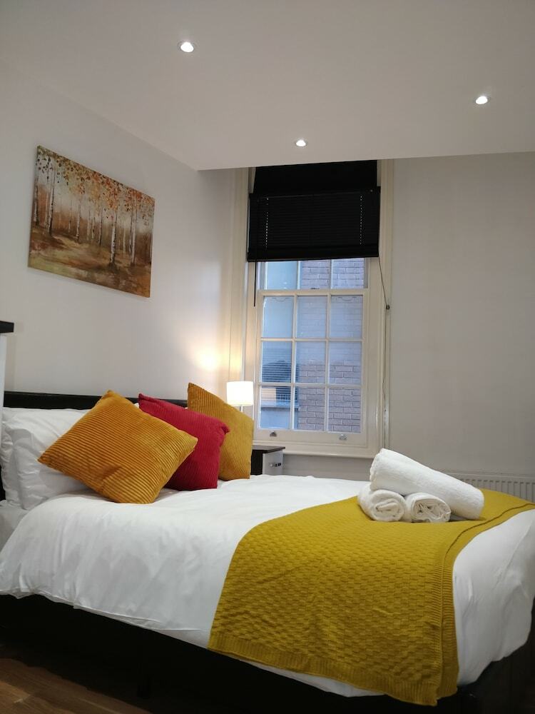 Clifton Apartment