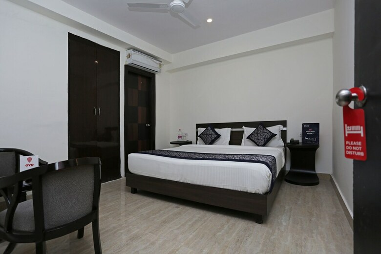Hotel Sky View