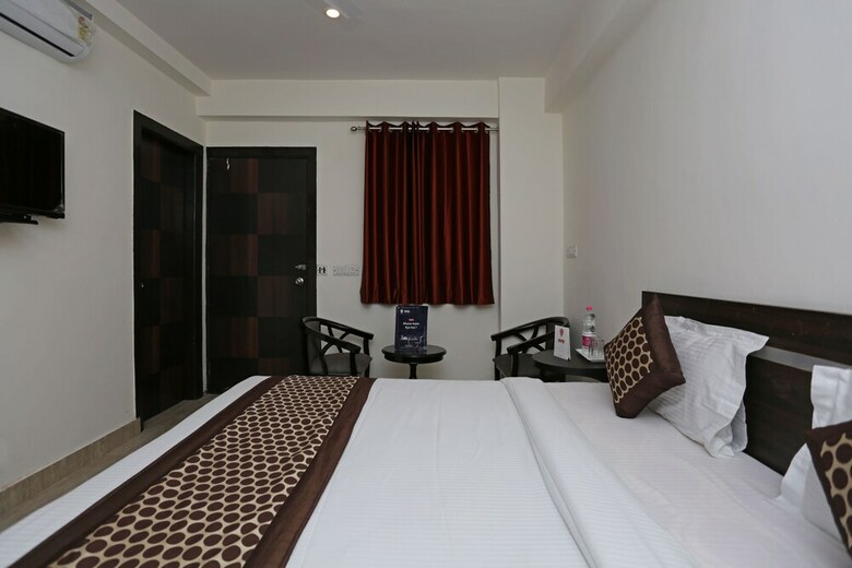 Hotel Sky View