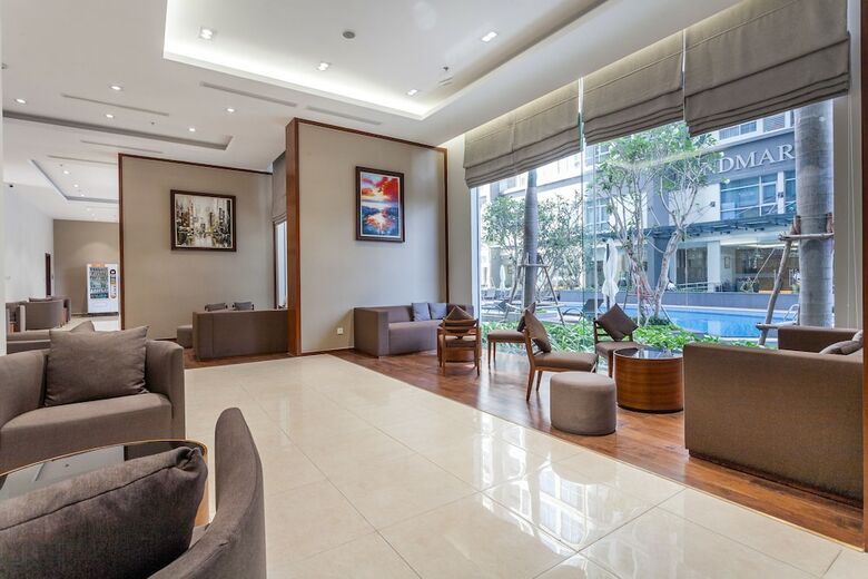 Luxury Apartment In Vinhomes Golden River