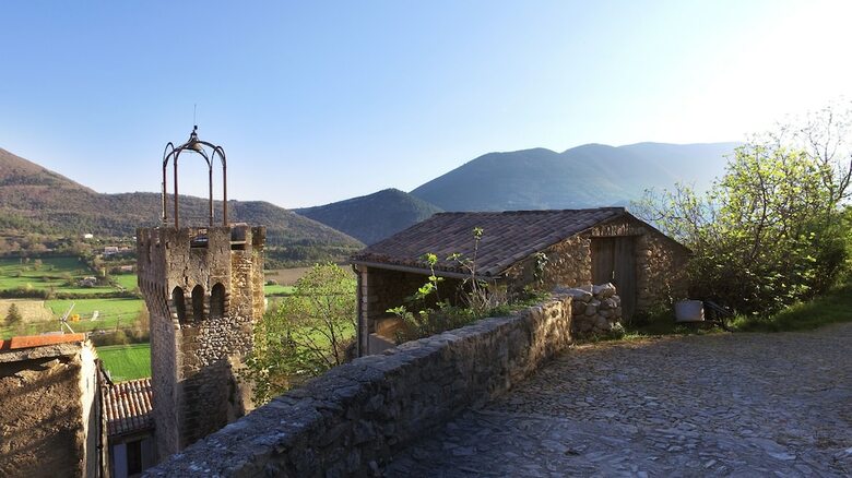 Vvf Villages "la Dr�me Proven�ale" Montbrun-les-bains