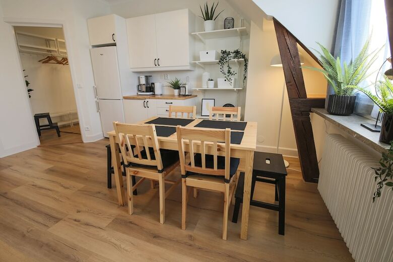 Alyhr Apartments