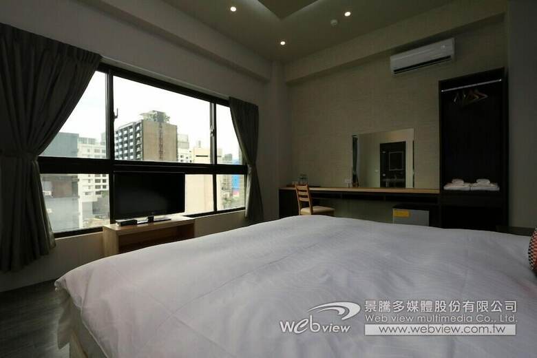 Ruo Shui Hotspring Hotel
