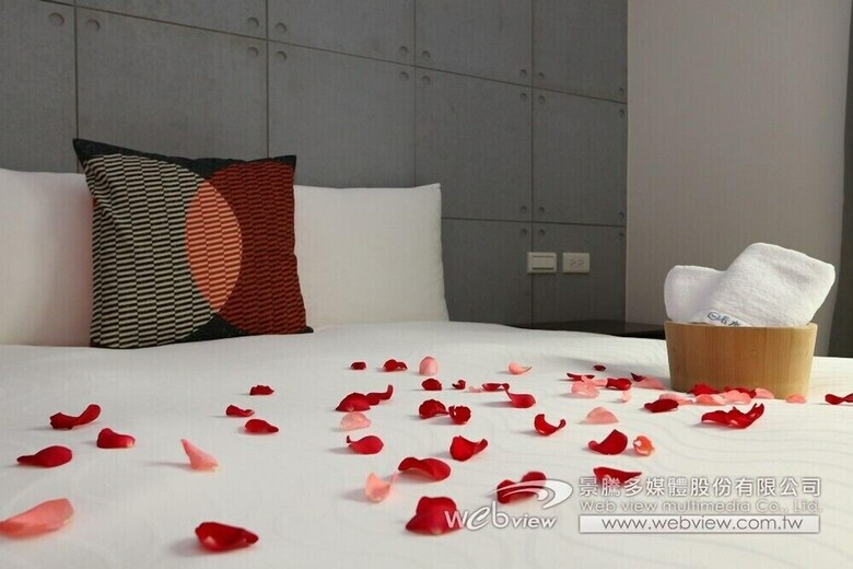 Ruo Shui Hotspring Hotel