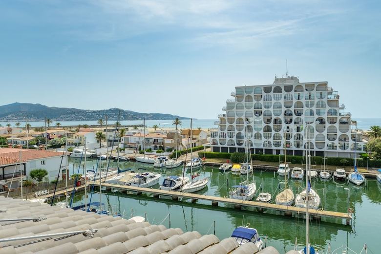 Apartamentos Port 27