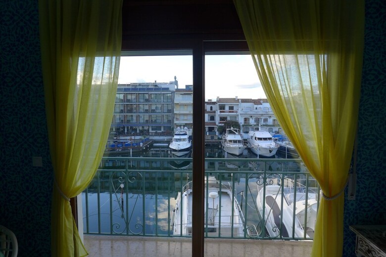 Apartamentos Port 27