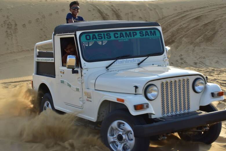 Hotel Oasis Camp Sam