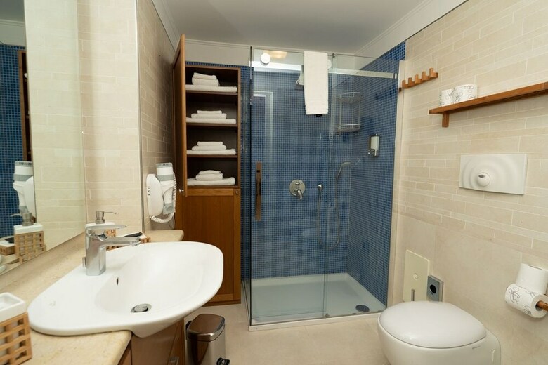 Bed & Breakfast Moon Luxury Rooms & Apartments