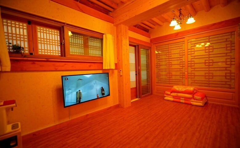 Hotel Hanok House