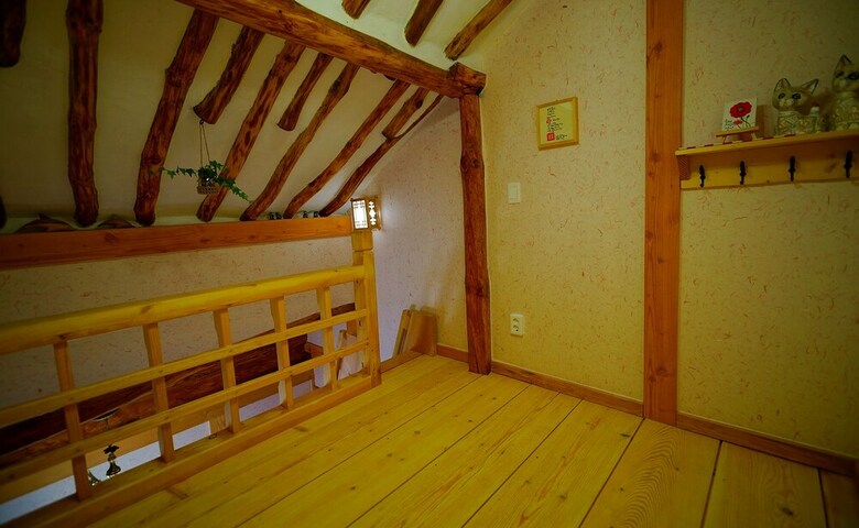Hotel Hanok House