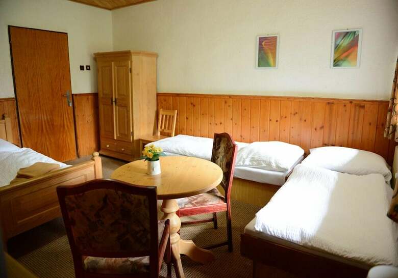 Bed & Breakfast Penzion U Hrocha