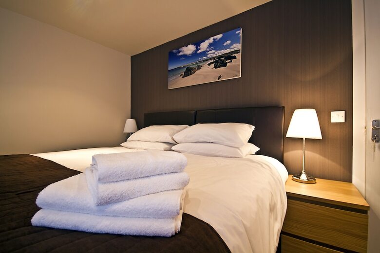 Hotel Freewinds