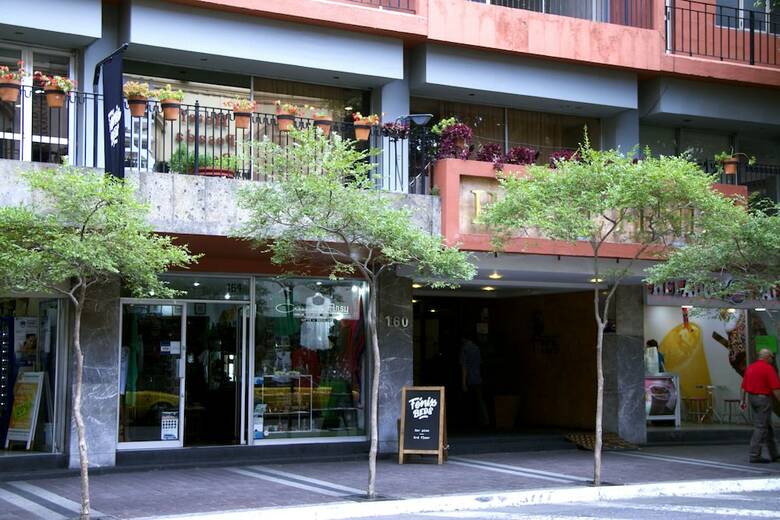 Hostal F�nix Beds Hostel