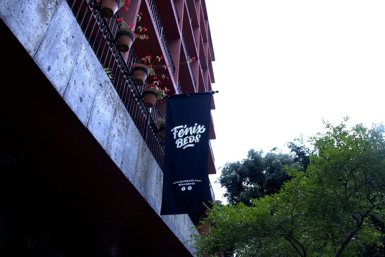 Hostal F�nix Beds Hostel