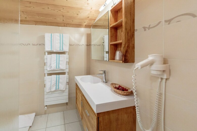 Hotel La Perdrix Blanche