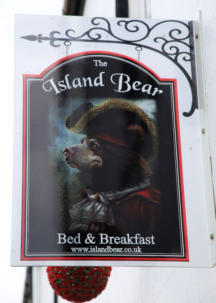 The Island Bear Bed And Breakfast
