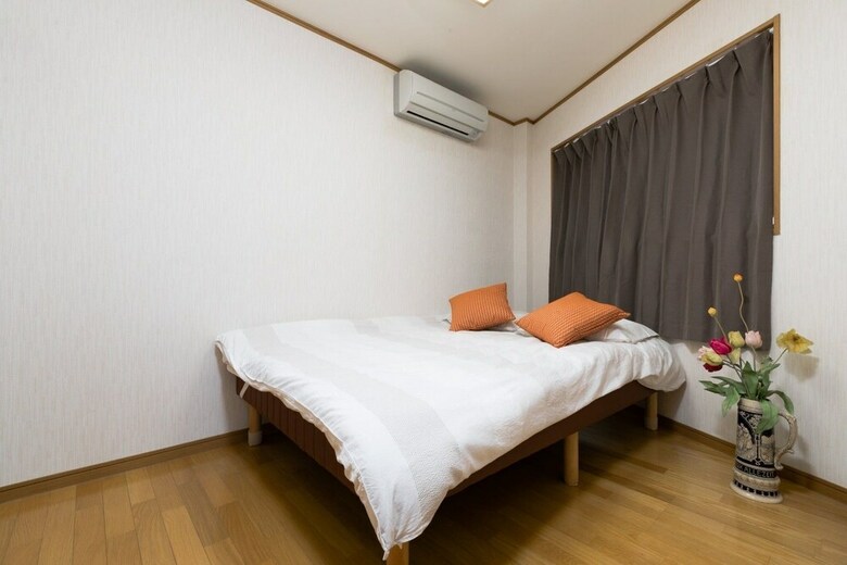 Apartamentos K.j House