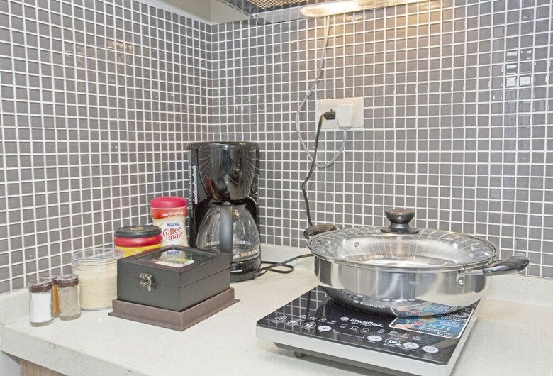 Apartamentos Indigo Ortigas @ Adb Avenue Tower