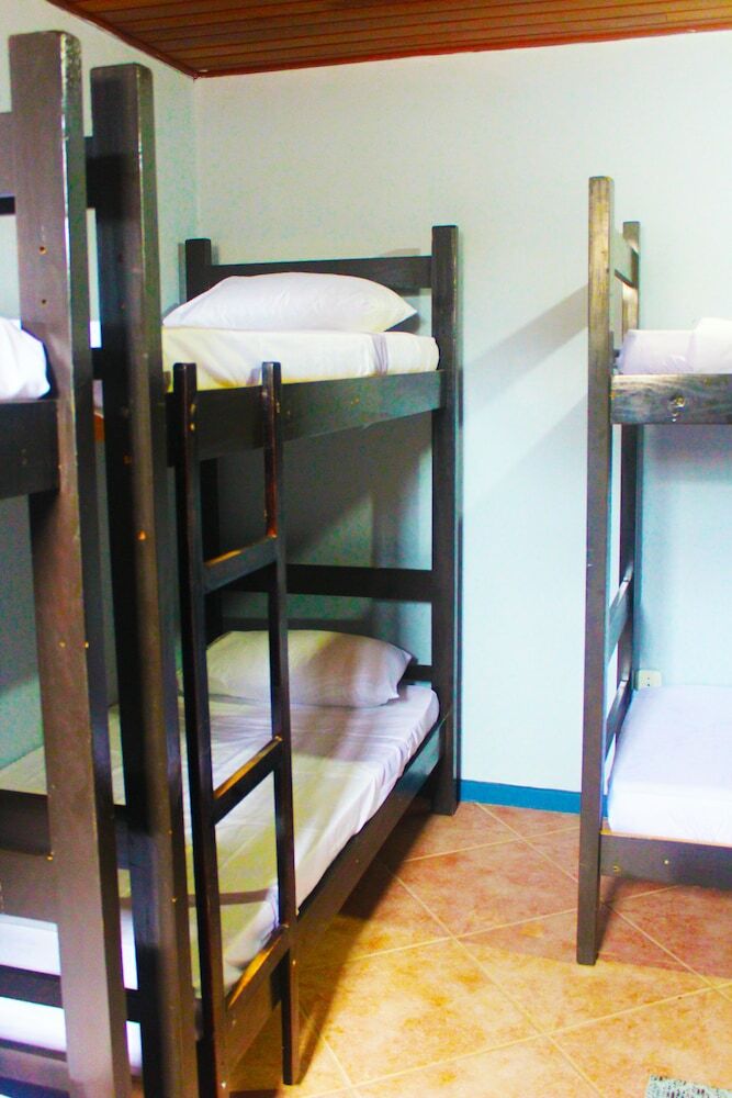 Hostal The Queen Hostel