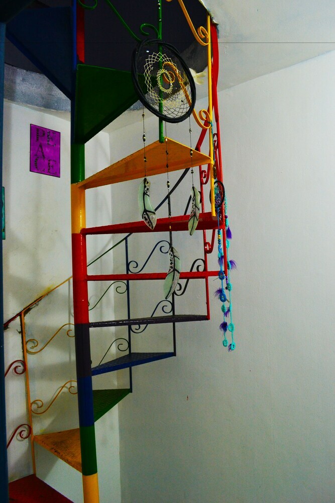 Hostal The Queen Hostel