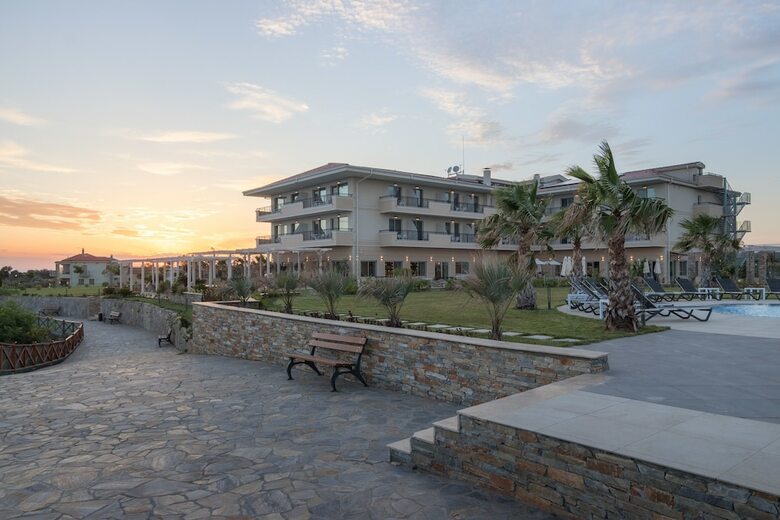 King Maron Hotel & Spa