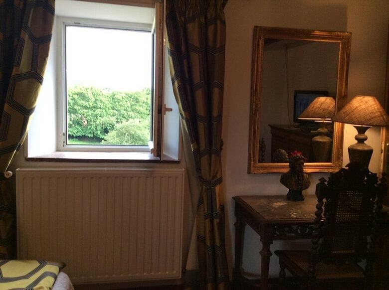 Bed & Breakfast Chambres D?h�te Manoir De Kerliviry