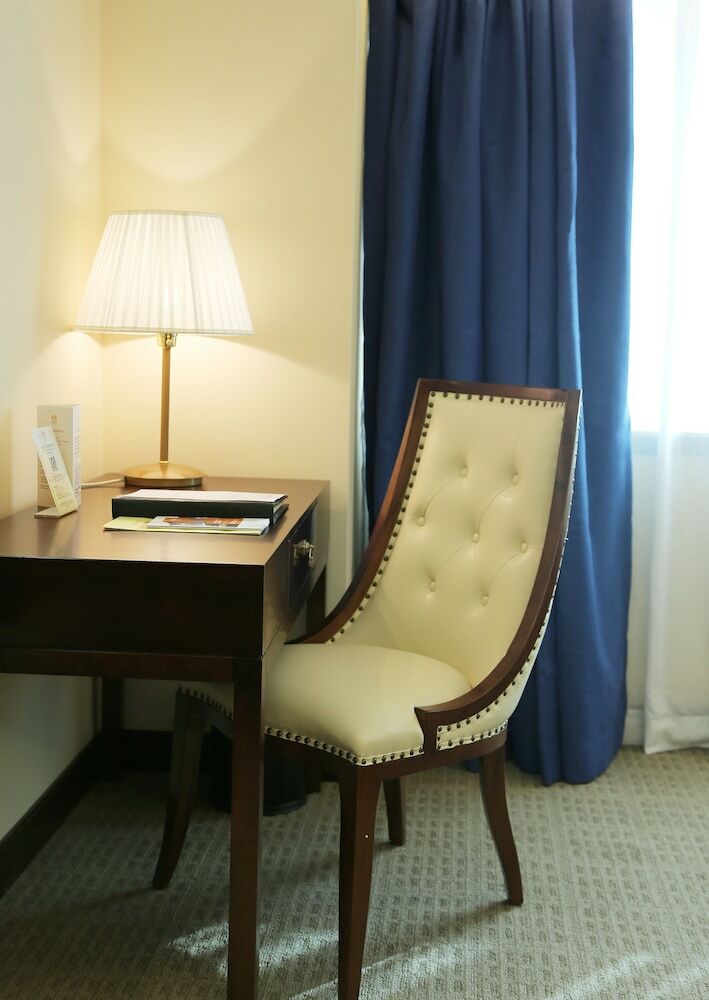 Guangdong Asia International Hotel