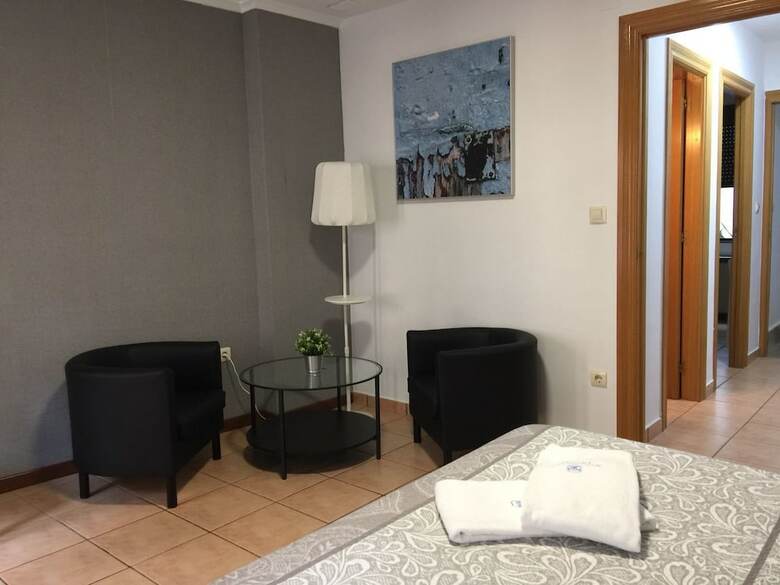 Apartamentos Alojamientos De Uso Tur�stico Rua Del Sol