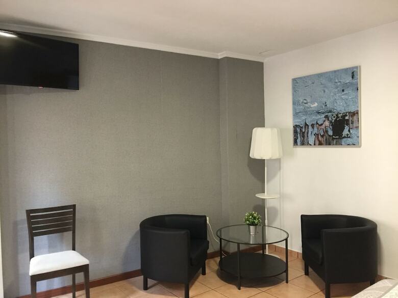 Apartamentos Alojamientos De Uso Tur�stico Rua Del Sol